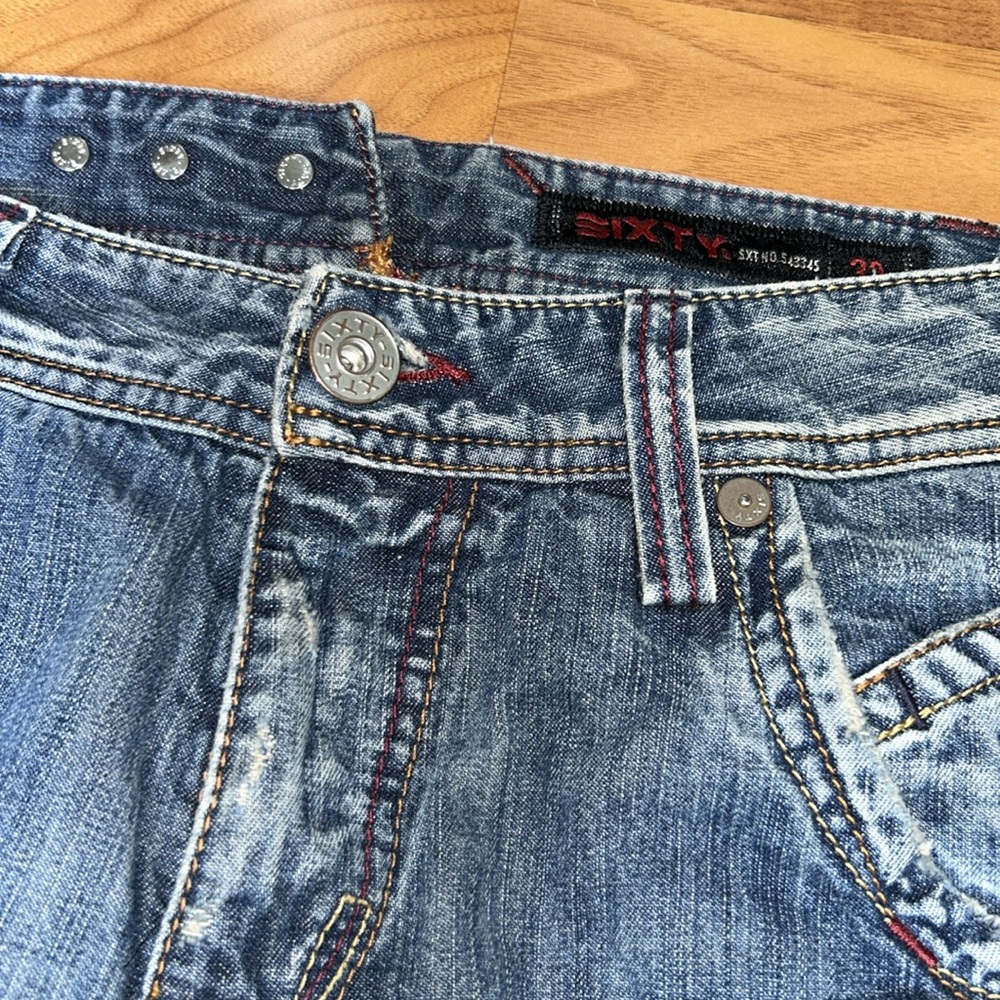 Stylish Blue Denim Jeans - Picture 5 of 14